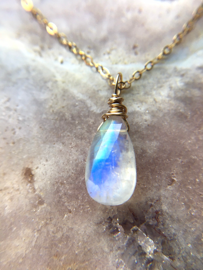 Moonstone Delicate Gemstone Necklace - Tiny Gemstone Necklace - Facete -  Urban Carats
